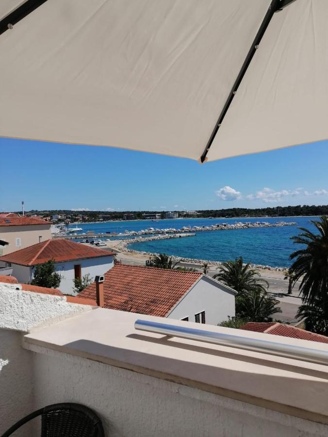 Apartmani Ivana Novalja Exterior foto